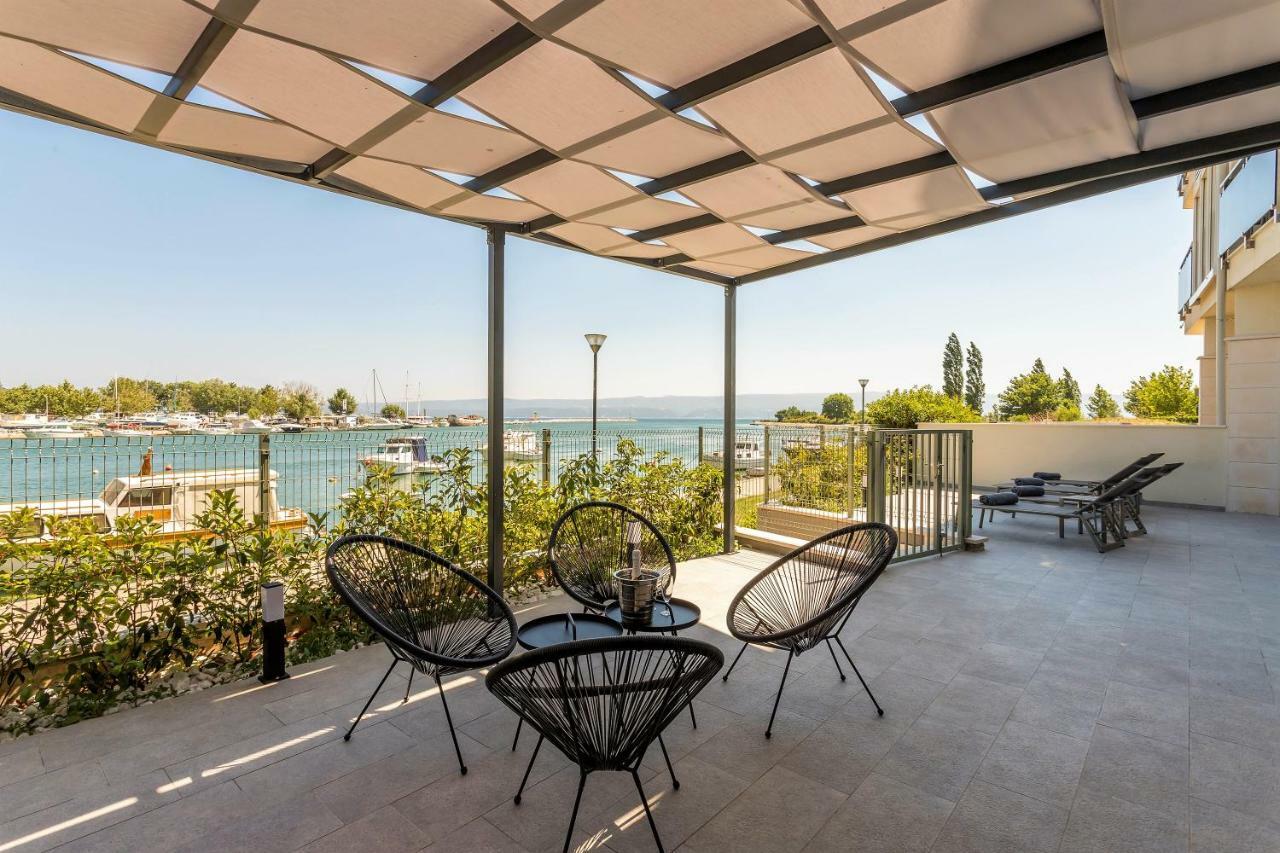 Luxury Apartment With Hot Tub Omiš Zewnętrze zdjęcie