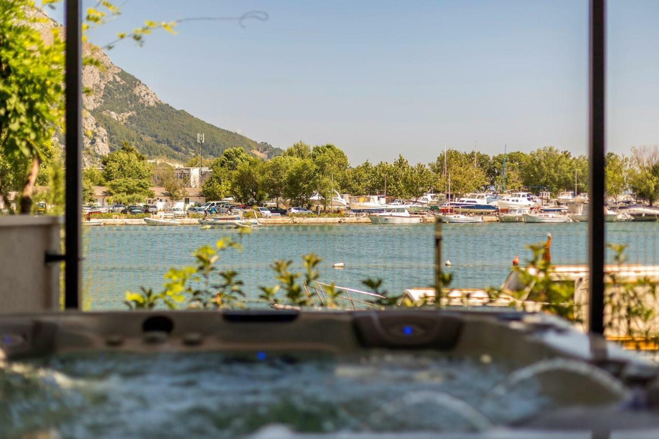 Luxury Apartment With Hot Tub Omiš Zewnętrze zdjęcie